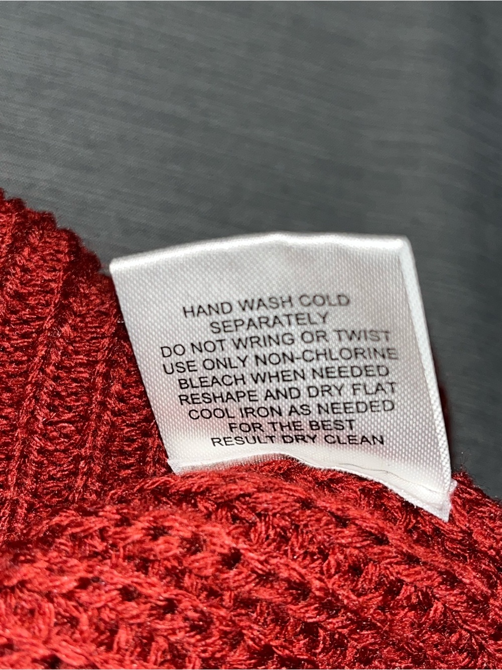 Womenβs Pink Rose Lace-Up V-Neck Knit Sweater β Burgundy Red (Size Medium) β¨ - Picture 8 of 12